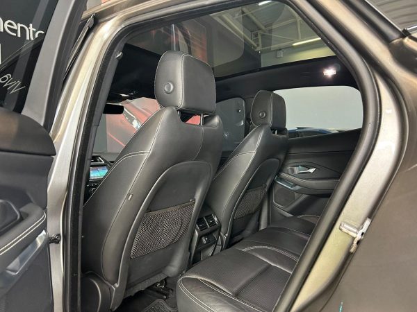Jaguar - E-Pace R-DYNAMIC S P250 FLEX - Image 21