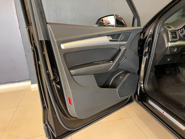 Audi - Q5 2.0 45 TFSI GASOLINA SPORTBACK S LINE QUATTRO S TRONIC - Image 18