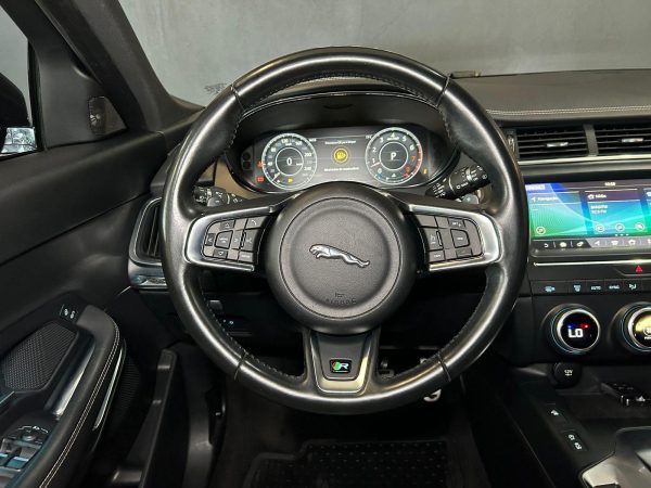 Jaguar - E-Pace R-DYNAMIC S P250 FLEX - Image 12