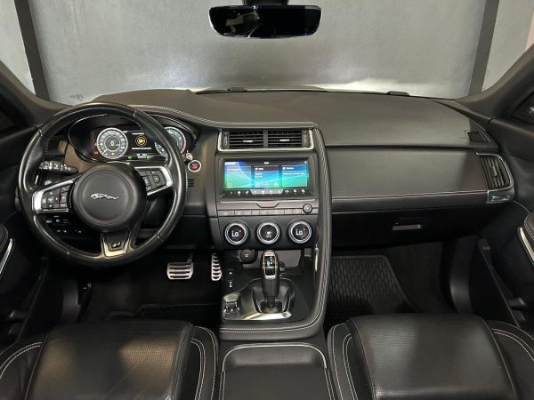 Jaguar - E-Pace R-DYNAMIC S P250 FLEX - Image 10