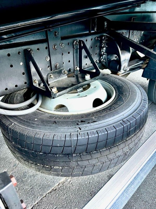 Volkswagen - 11-180 DRC 4X2 Plataforma Basculante Sider Premium - Image 23