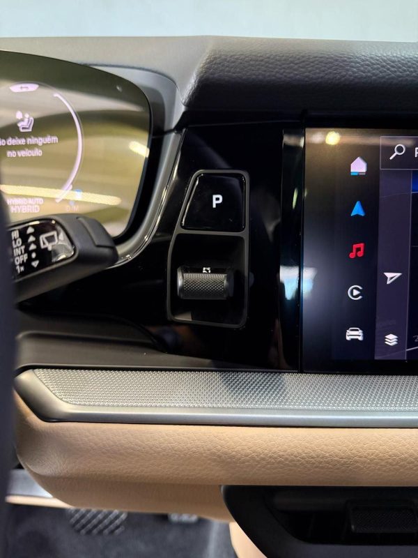 Porsche - Cayenne /  PHEV - Image 25