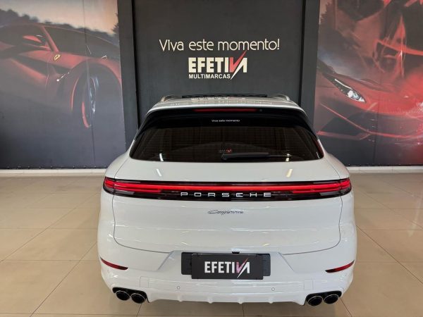 Porsche - Cayenne /  PHEV - Image 8
