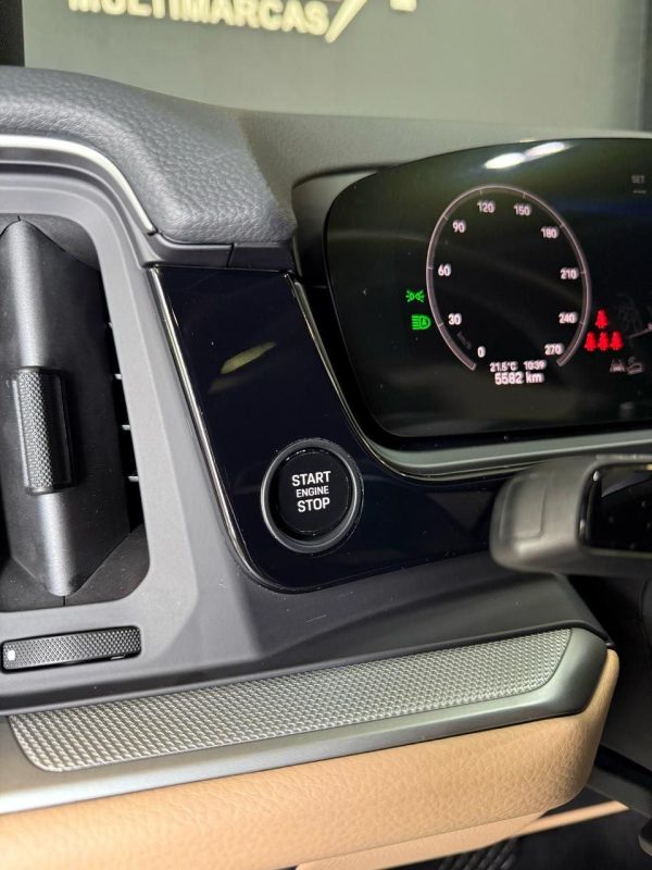Porsche - Cayenne /  PHEV - Image 21