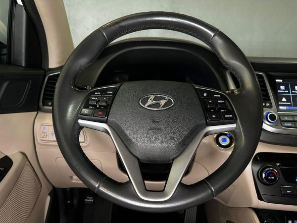 Hyundai - Tucson TURBO GLS - Image 15
