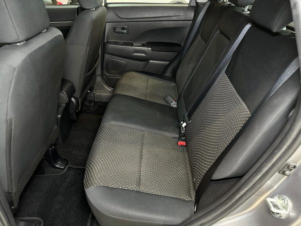Mitsubishi - Outlander MC/ SPT GLS2WD - Image 13