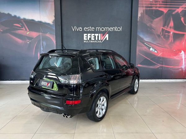Mitsubishi - Outlander GT 3.0 V6 4X4 - Image 9