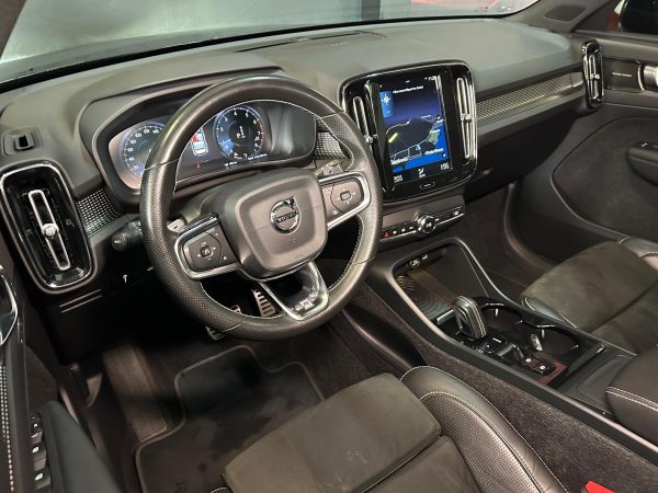 Volvo - XC40 2.0 T5 R-DESIGN - Image 13