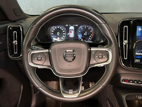 Volvo - XC40 2.0 T5 R-DESIGN - Image 12