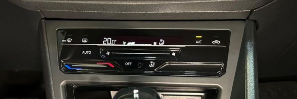 Volkswagen - Nivus HIGHLINE 1.0 TSI - Image 15