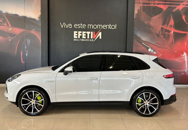 Porsche - Cayenne 3.0 V6 HYBRID PHEV - Image 7