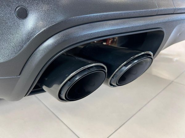 Porsche - Cayenne 3.0 V6 HYBRID PHEV - Image 18