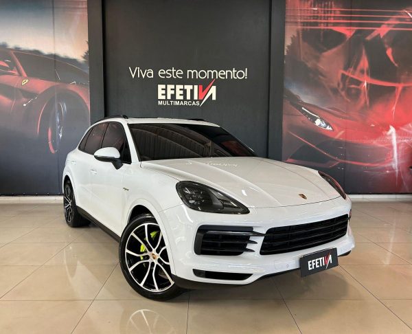Porsche - Cayenne 3.0 V6 HYBRID PHEV - Image 5